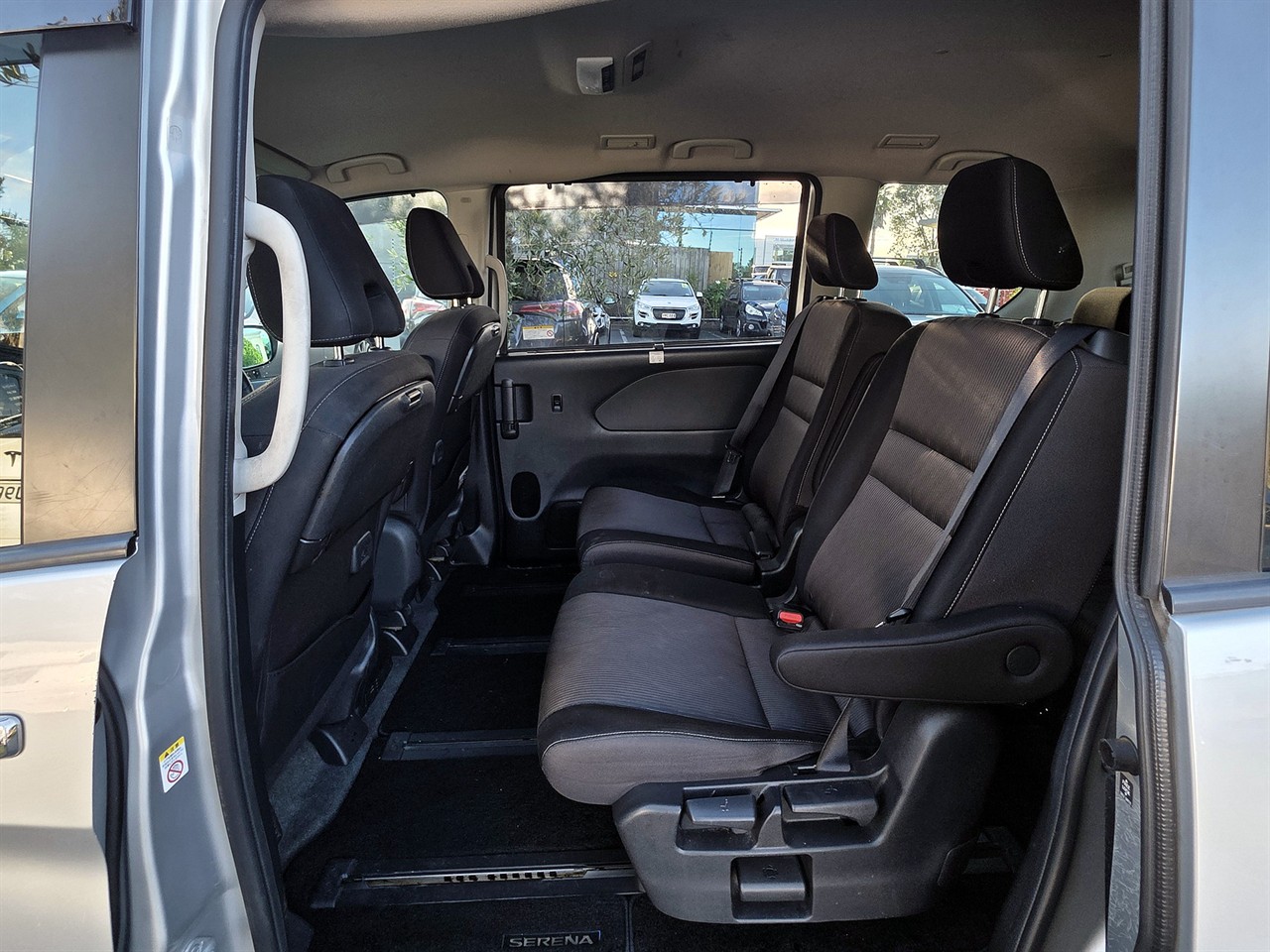 2020 Nissan SERENA