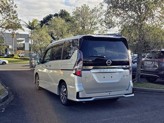 2020 Nissan SERENA - Thumbnail