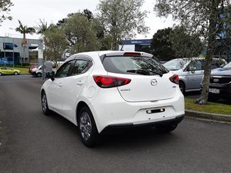 2020 Mazda 2 - Thumbnail