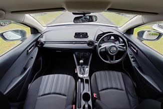 2020 Mazda 2 - Thumbnail