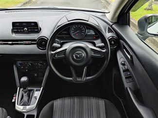 2020 Mazda 2 - Thumbnail