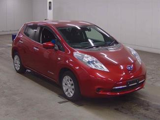 2016 Nissan LEAF - Thumbnail
