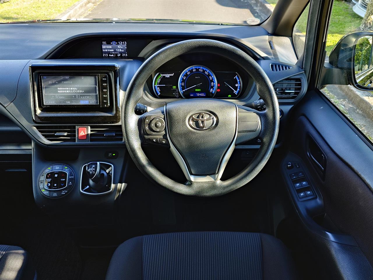 2015 Toyota NOAH