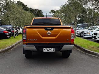 2019 Nissan Navara - Thumbnail