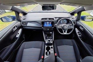 2022 Nissan LEAF - Thumbnail