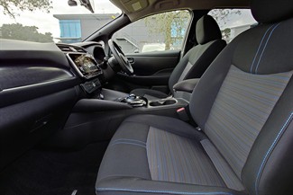 2022 Nissan LEAF - Thumbnail