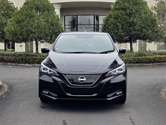 2021 Nissan LEAF - Thumbnail