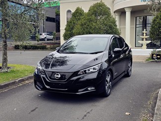2021 Nissan LEAF - Thumbnail