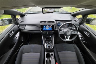 2021 Nissan LEAF - Thumbnail