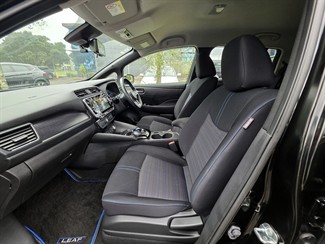 2021 Nissan LEAF - Thumbnail