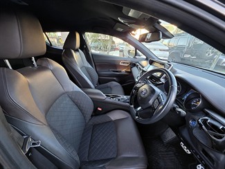 2017 Toyota C-Hr - Thumbnail