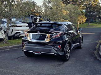 2017 Toyota C-Hr - Thumbnail