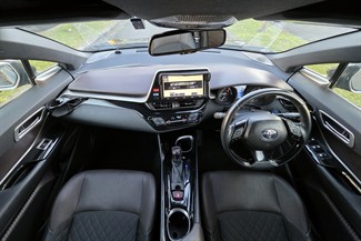2017 Toyota C-Hr - Thumbnail