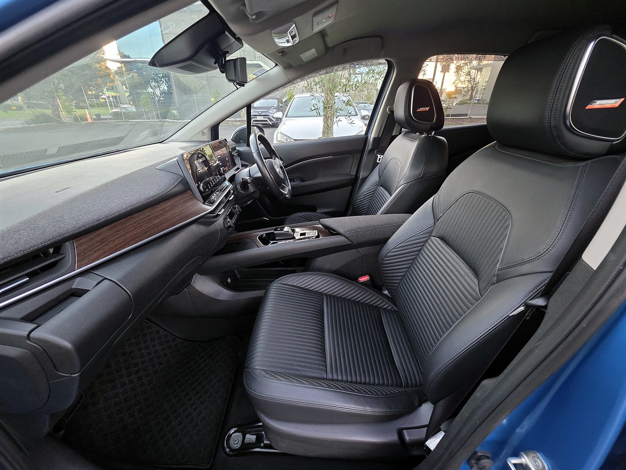 2022 Nissan NOTE