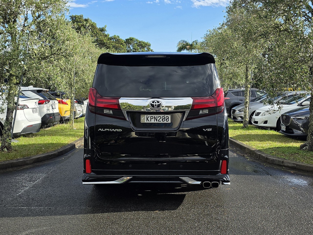2016 Toyota Alphard