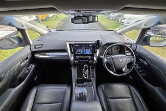 2016 Toyota Alphard - Thumbnail