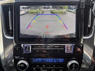 2016 Toyota Alphard - Thumbnail