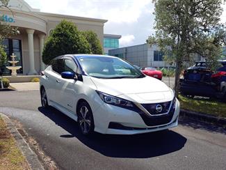 2020 Nissan LEAF - Thumbnail