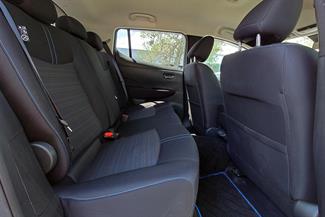 2020 Nissan LEAF - Thumbnail