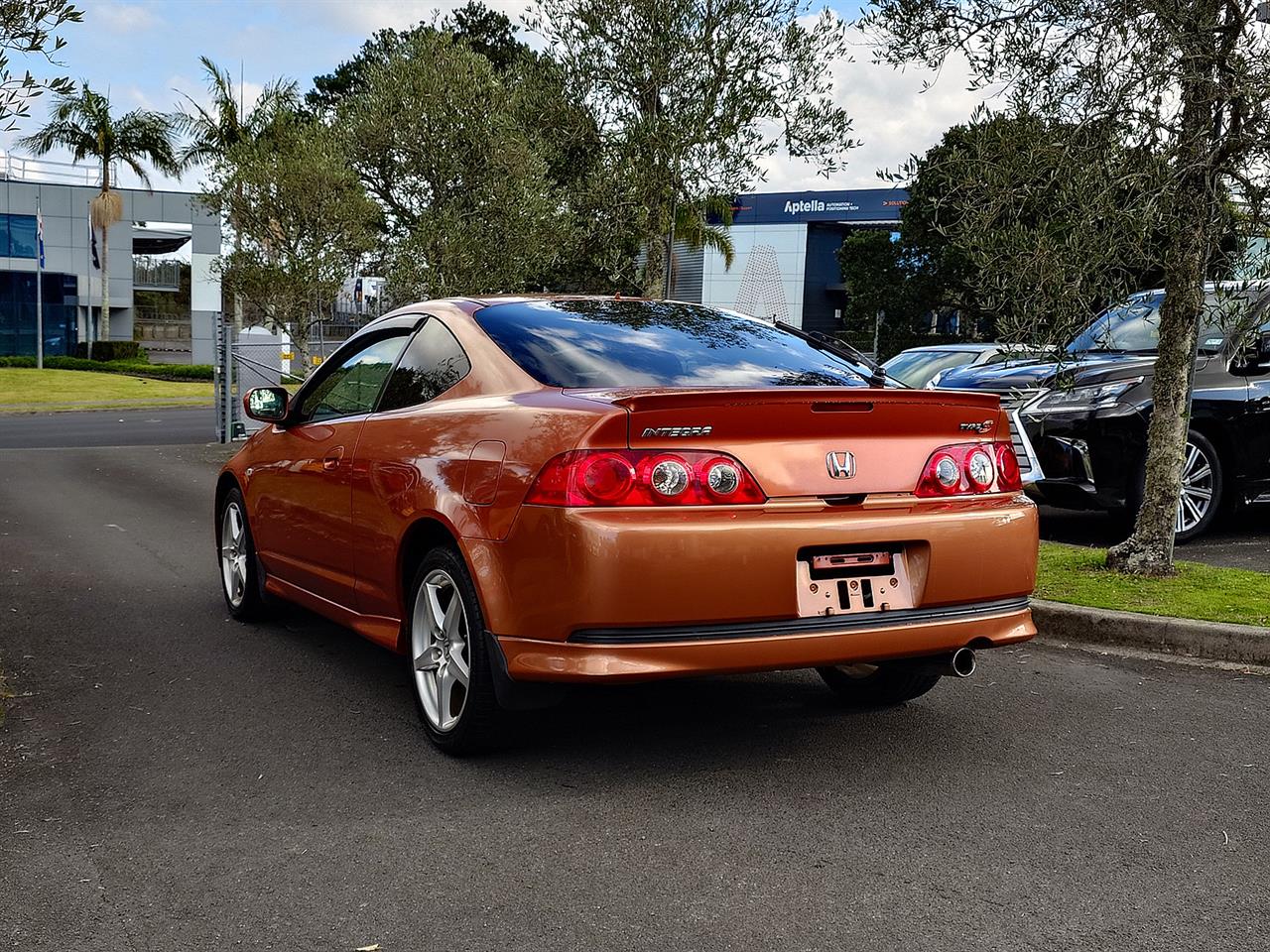2004 Honda Integra