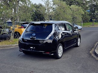 2014 Nissan LEAF - Thumbnail