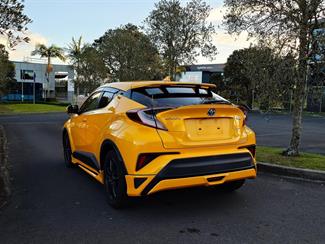 2018 Toyota C-Hr - Thumbnail