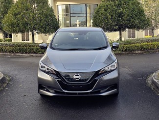 2022 Nissan LEAF - Thumbnail