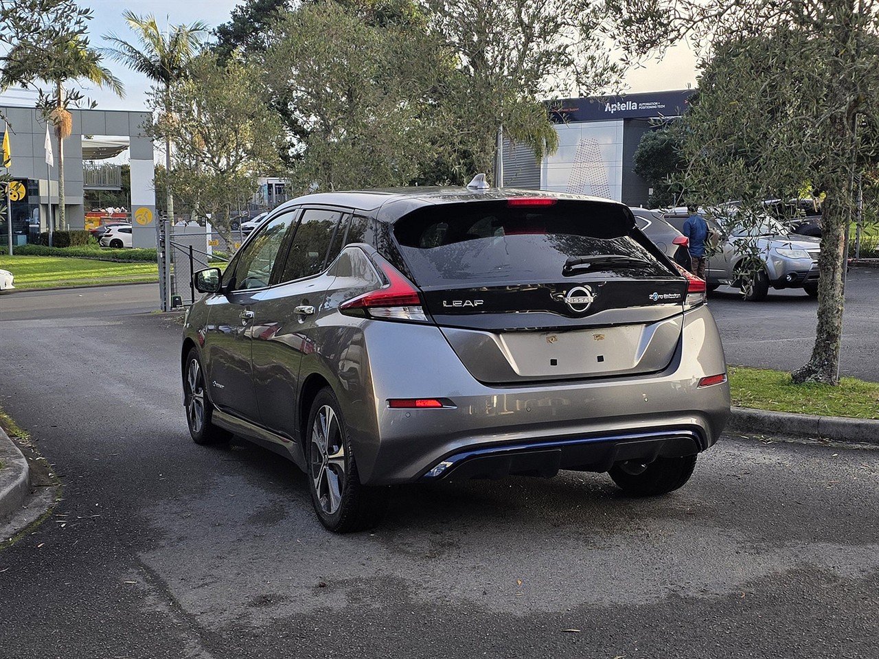 2022 Nissan LEAF