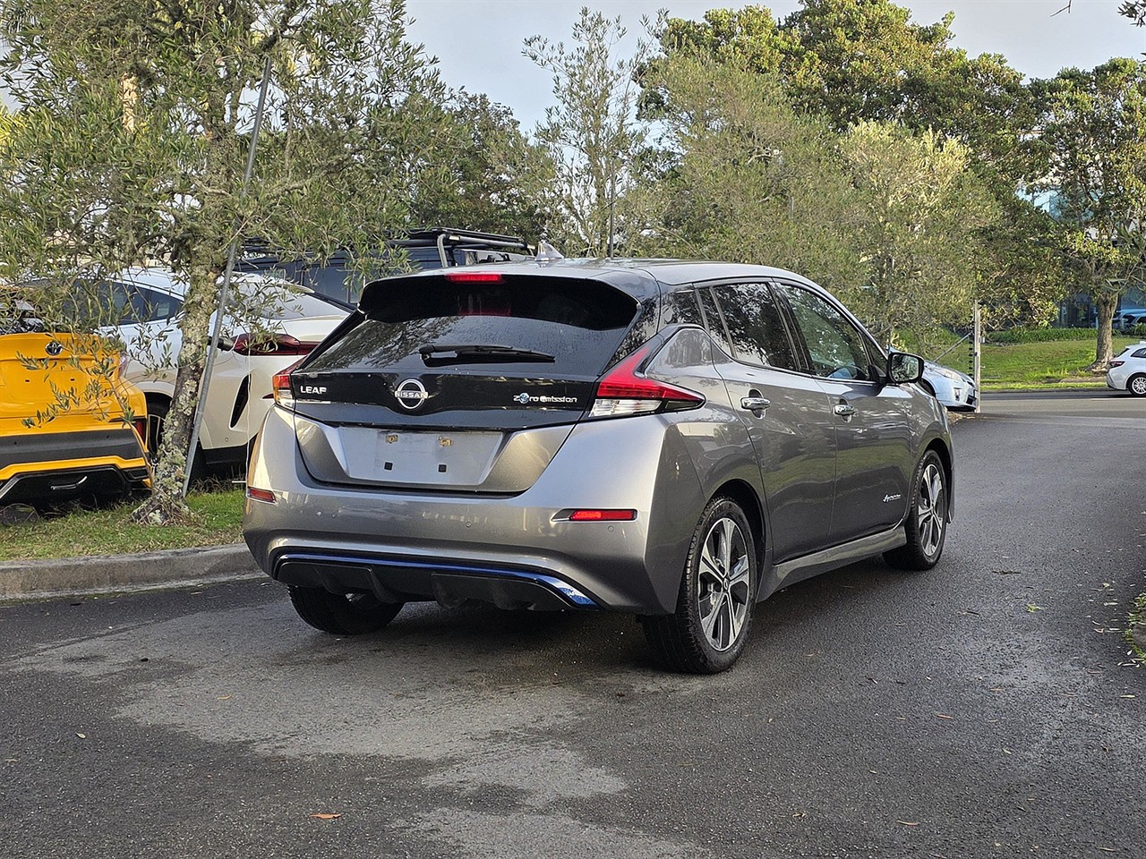 2022 Nissan LEAF