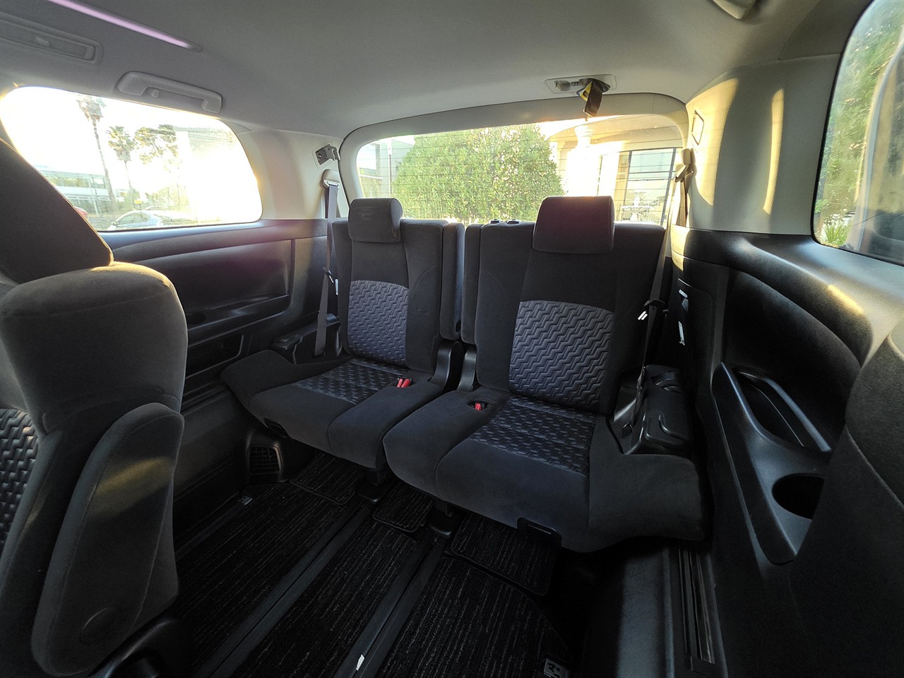 2015 Toyota Alphard