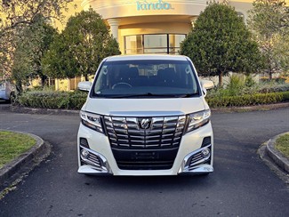 2015 Toyota Alphard - Thumbnail