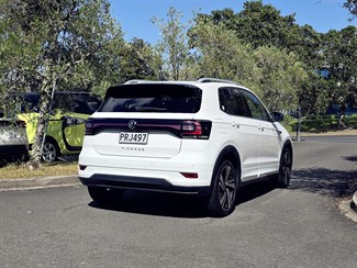 2023 Volkswagen T-Cross - Thumbnail