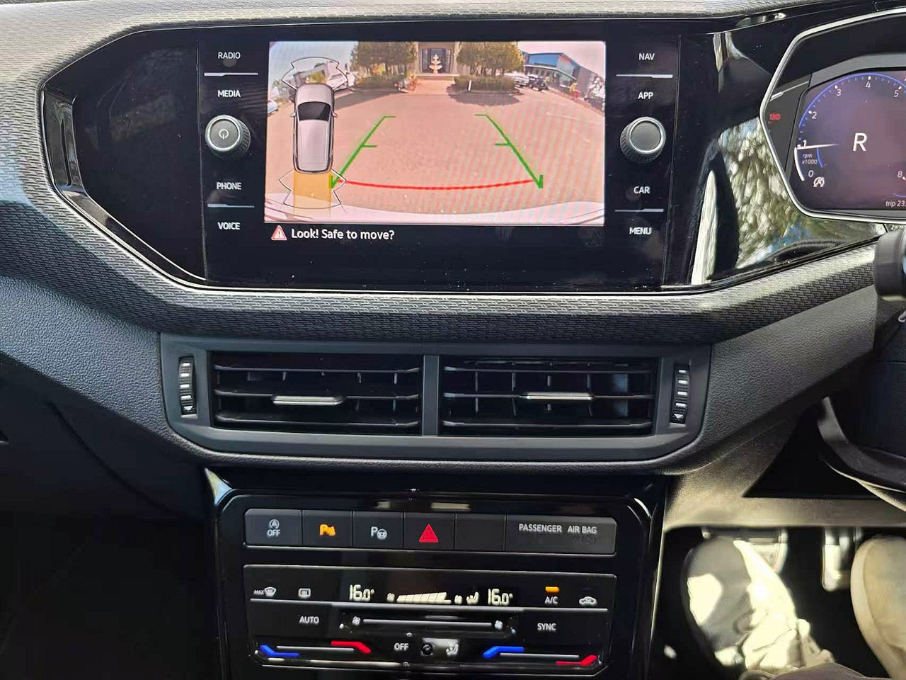 2023 Volkswagen T-Cross