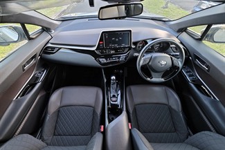 2017 Toyota C-Hr - Thumbnail