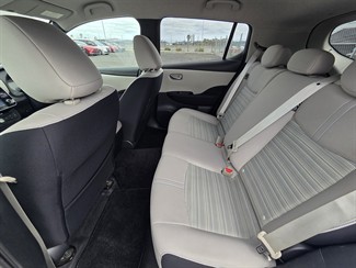 2018 Nissan LEAF - Thumbnail