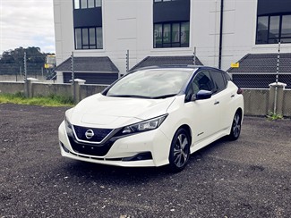 2018 Nissan LEAF - Thumbnail