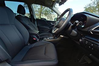 2021 Subaru FORESTER - Thumbnail