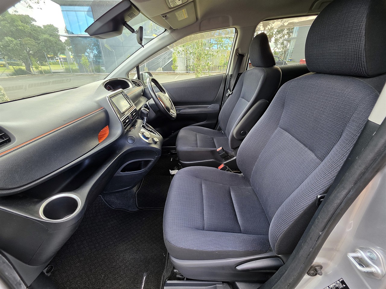 2016 Toyota SIENTA