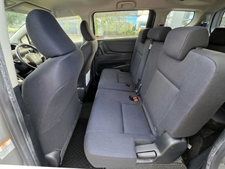 2016 Toyota SIENTA - Thumbnail