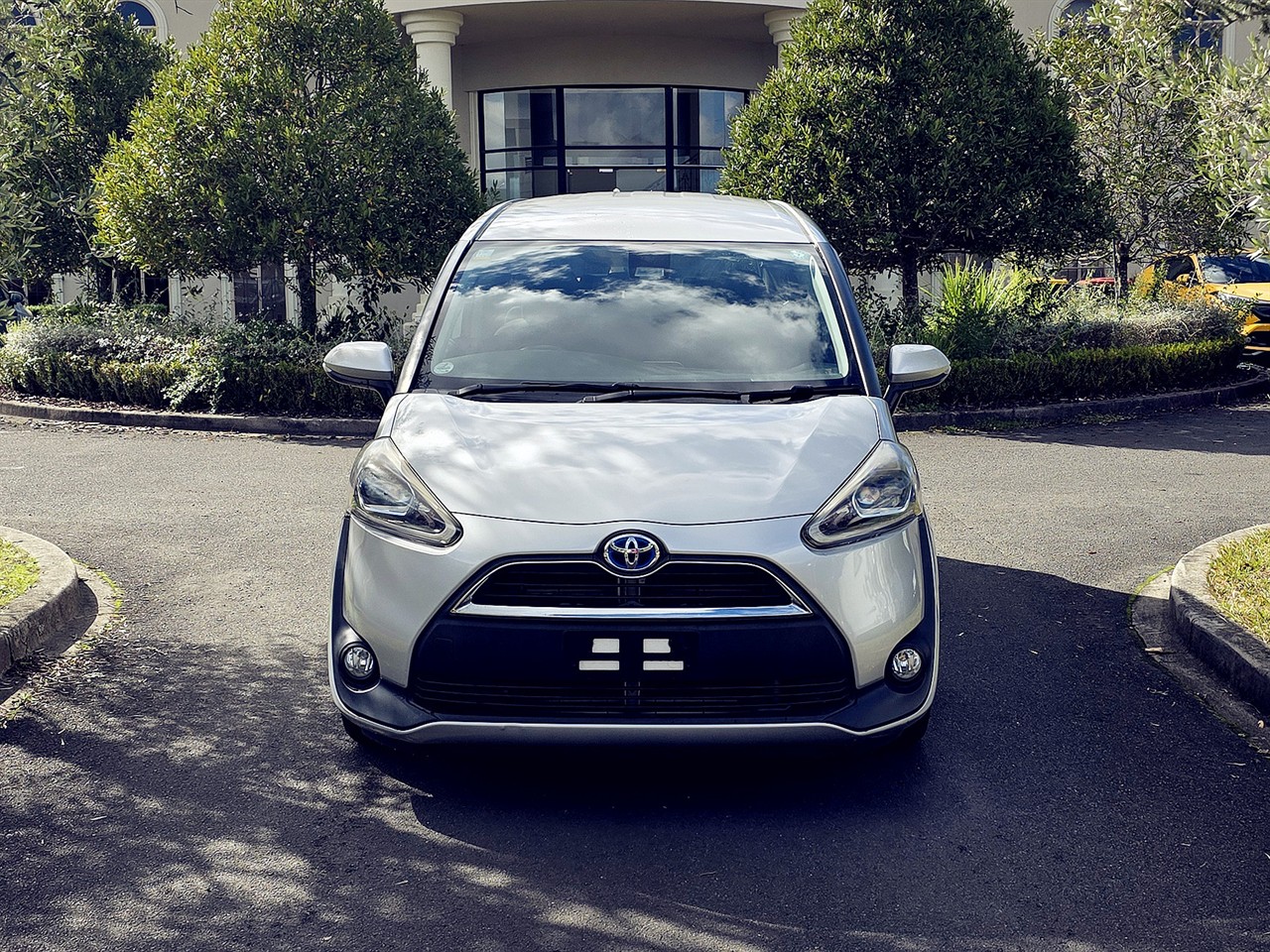 2016 Toyota SIENTA