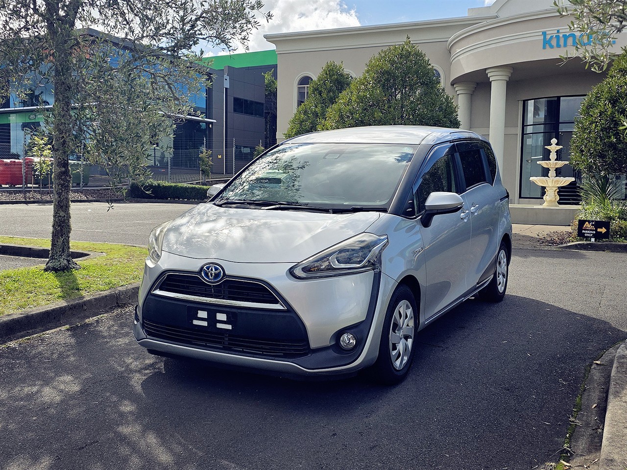 2016 Toyota SIENTA