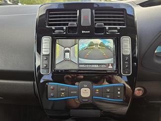 2016 Nissan LEAF - Thumbnail