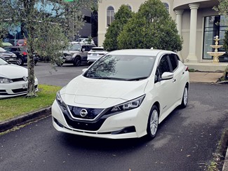 2021 Nissan LEAF - Thumbnail