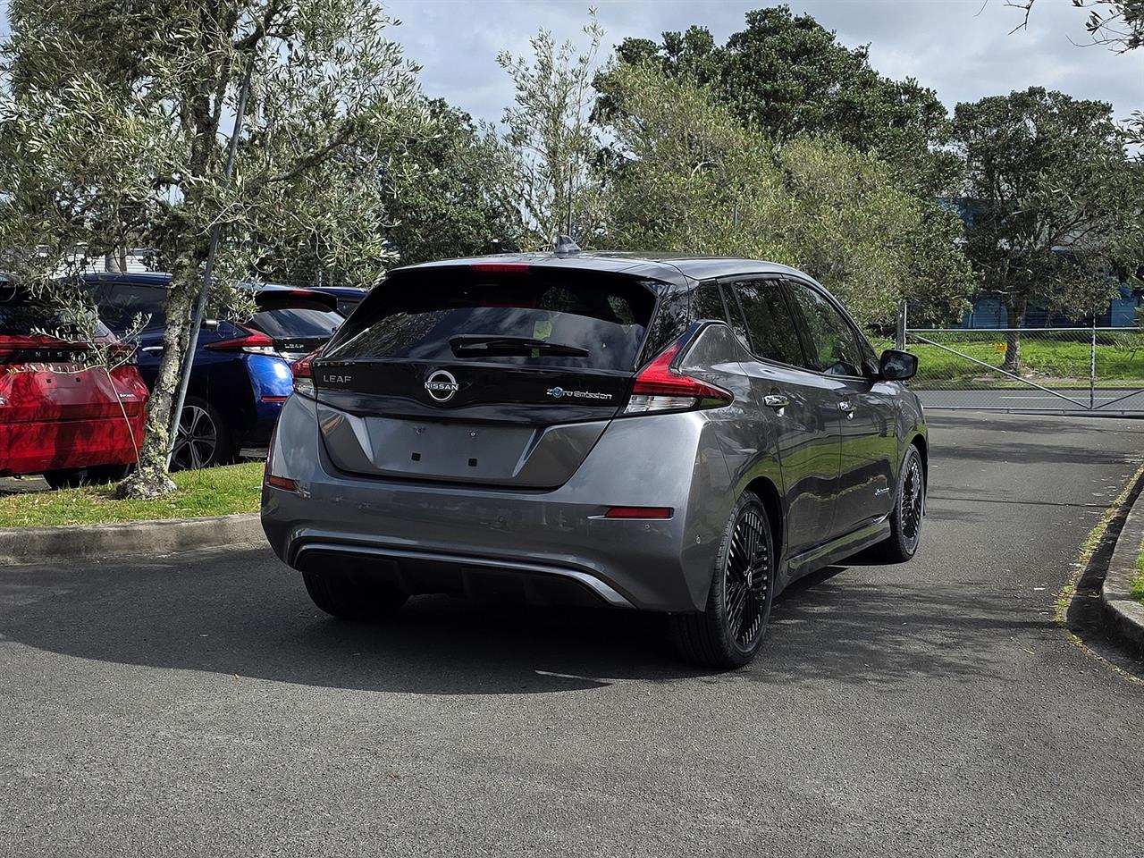2022 Nissan LEAF
