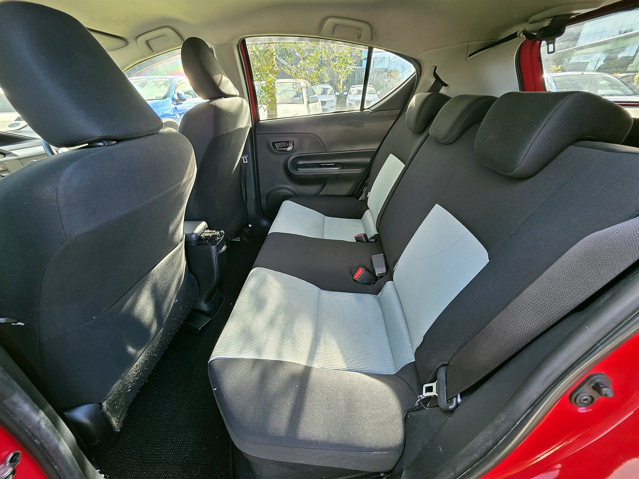 2014 Toyota AQUA