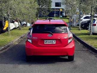 2014 Toyota AQUA - Thumbnail