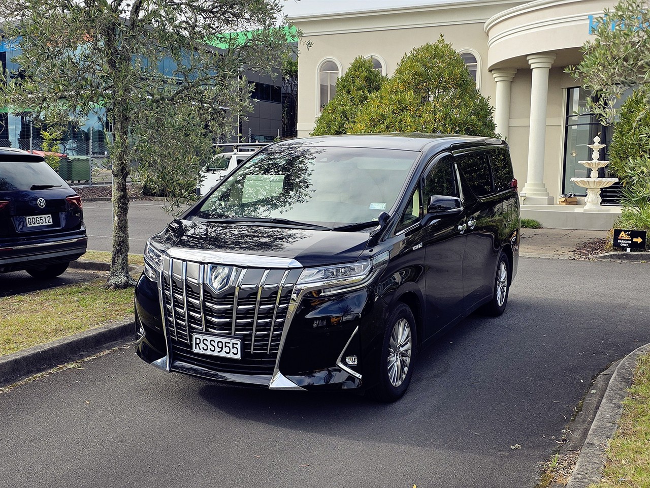 2020 Toyota Alphard
