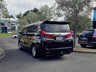 2020 Toyota Alphard - Thumbnail