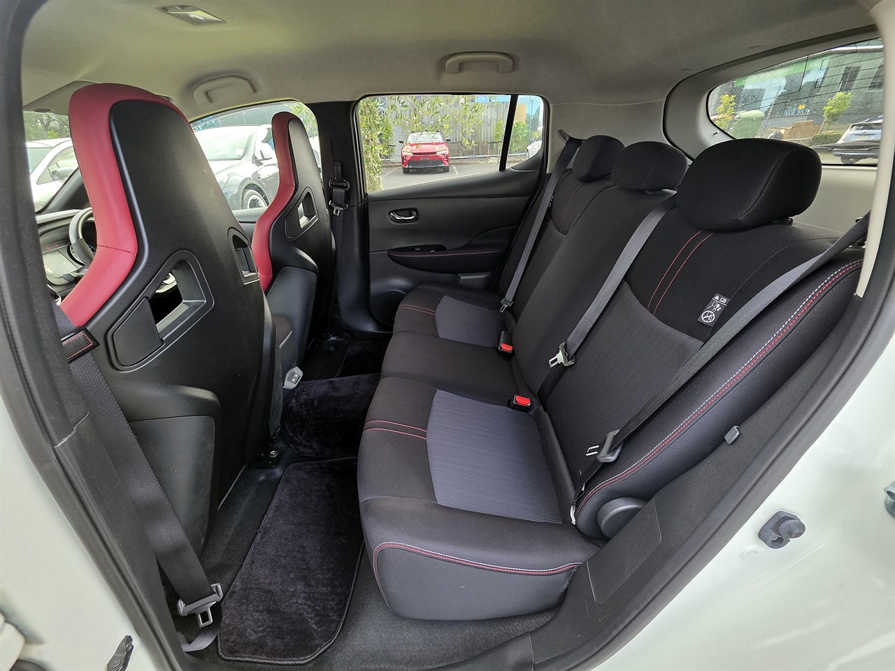 2021 Nissan LEAF
