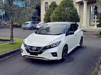 2021 Nissan LEAF - Thumbnail